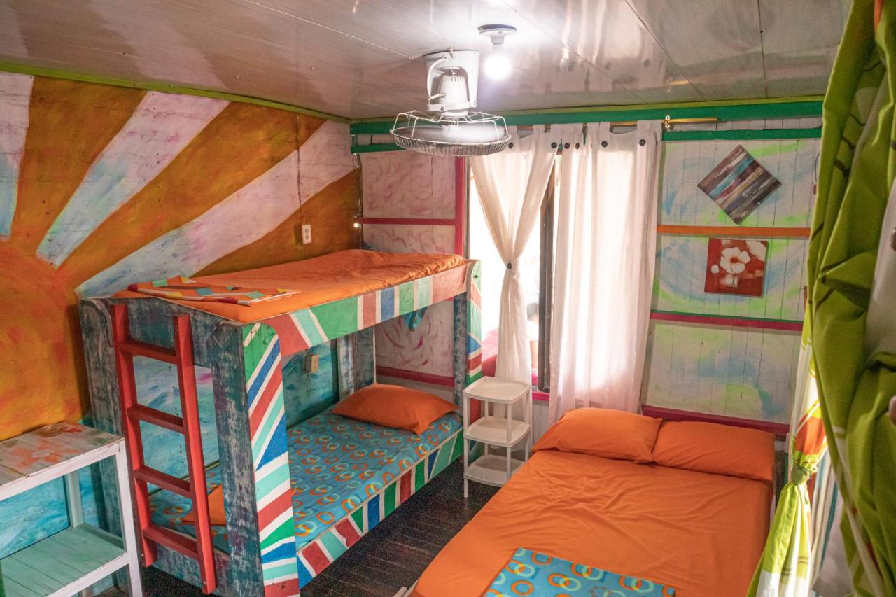 Hostal Liliana Buenaventura Extérieur photo